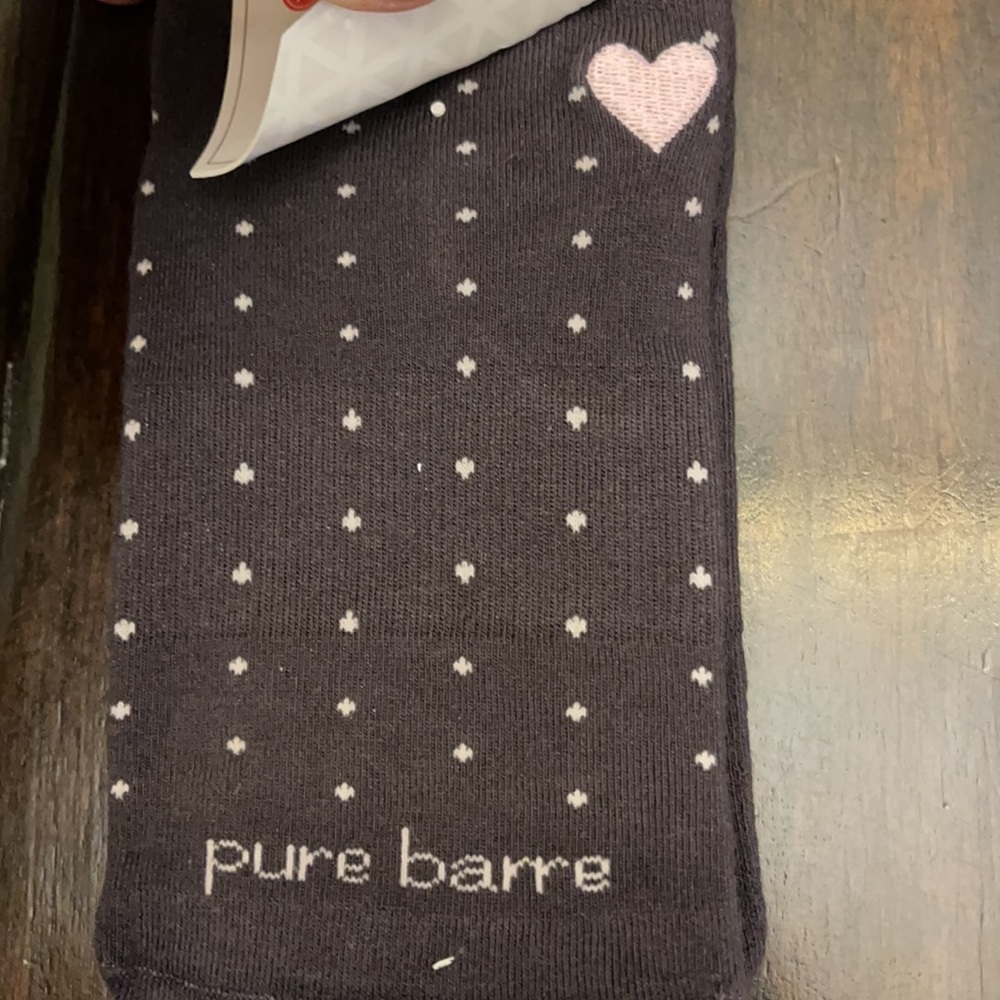 Pure Barre Glimmer Cupid Heart - Picture 4 of 4